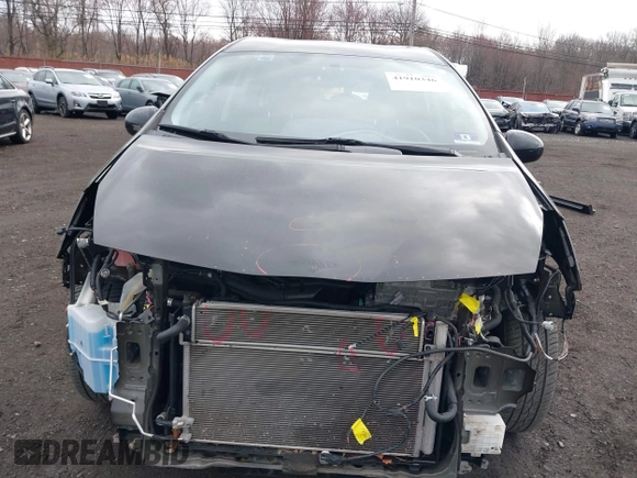 2015 Toyota Prius Two with VIN JTDZN3EU0FJ031208, listed as a IAAI auction lot 41910346 with 72,973 mi miles and . Bid and sale history available at DreamBid. Image 12.