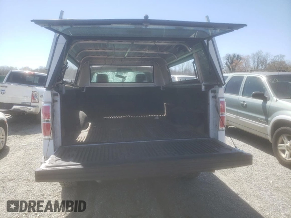 2014 Ford F-150 XL with VIN 1FTMF1CM7EKF68634, listed as a Copart auction lot 49832795 with 125,245 mi miles and Salvage Title. Bid and sale history available at carsss.com. Image 10.