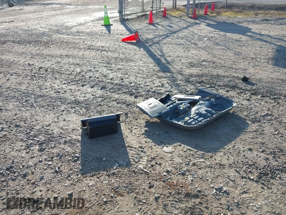 2007 Toyota Tacoma PreRunner with VIN 3TMJU62N77M035503, listed as a IAAI auction lot 41413395 with Not Provided miles and . Bid and sale history available at DreamBid. Image 12.