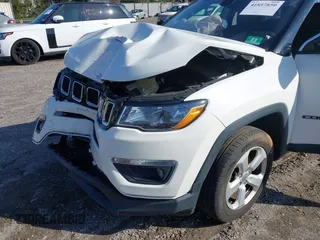 2018 Jeep Compass Latitude z VIN 3C4NJDBB9JT436746, wystawiony jako IAAI lot #41857850 z przebiegiem 126 610 mil mil oraz . Historia ofert i sprzedaży dostępna na DreamBid. Obrazek 18.