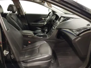 2016 Hyundai Azera Limited с VIN KMHFH4JG9GA515939, выставлен на аукционе IAAI как лот 42565103 с пробегом 105 111 миль миль и . История ставок и продаж доступна на DreamBid. Изображение 5.