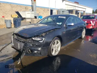 2013 Audi S5 Premium Plus with VIN WAUGGAFR1DA034225, listed as a Copart auction lot 70420854 with 86,717 mi miles and Salvage Title. Bid and sale history available at carsss.com. Image 1.