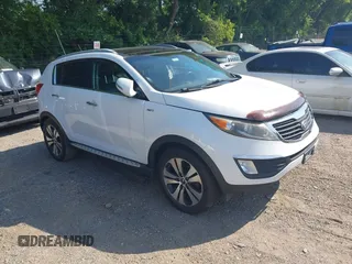 2013 Kia Sportage EX с VIN KNDPCCA22D7363985, выставлен на аукционе IAAI как лот 42621519 с пробегом 160 029 миль миль и . История ставок и продаж доступна на DreamBid. Изображение 1.