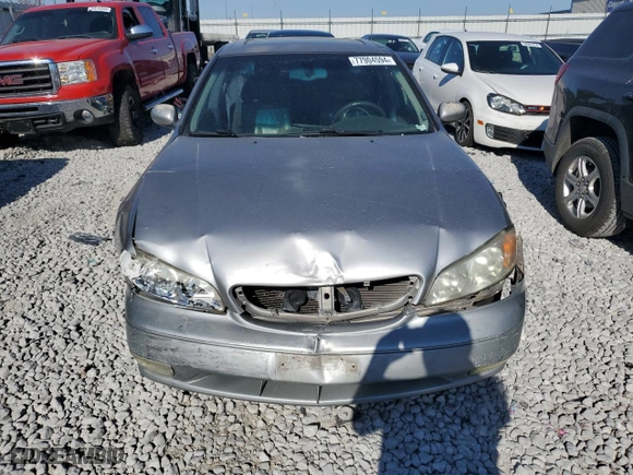 2000 Infiniti I30 Luxury with VIN JNKCA31A1YT204074, listed as a Copart auction lot 77904594 with NaN miles and Non Repairable. Bid and sale history available at carsss.com. Image 5.