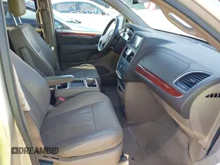 2013 Chrysler Town & Country Touring with VIN 2C4RC1BGXDR646625, listed as a IAAI auction lot 42248297 with 141,943 mi miles and . Bid and sale history available at DreamBid. Image 5.