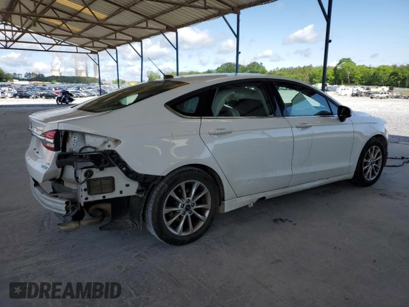 2017 Ford Fusion SE z VIN 3FA6P0HDXHR195815, wystawiony jako Copart lot #55553475 z przebiegiem 271 887 mil mil oraz Szkoda całkowita • Salvage title. Historia ofert i sprzedaży dostępna na DreamBid. Obrazek 3.