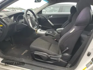 2010 Hyundai Genesis Coupe z VIN KMHHT6KD7AU017753, wystawiony jako Copart lot #60871785 z przebiegiem 87 337 mil mil oraz Czysty tytuł • Clean title. Historia ofert i sprzedaży dostępna na DreamBid. Obrazek 7.
