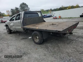 2002 Chevrolet Silverado 3500 LT with VIN 1GCJK33192F117077, listed as a Copart auction lot 73415444 with 0 mi miles and Non Repairable. Bid and sale history available at carsss.com. Image 2.