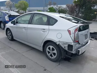 2015 Toyota Prius Four with VIN JTDKN3DU9F1990366, listed as a IAAI auction lot 41939354 with 229,152 mi miles and . Bid and sale history available at DreamBid. Image 3.
