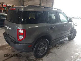 2024 Ford Bronco Sport Big Bend z VIN 3FMCR9B68RRF45638, wystawiony jako IAAI lot #42166991 z przebiegiem 2 852 mil mil oraz . Historia ofert i sprzedaży dostępna na DreamBid. Obrazek 4.