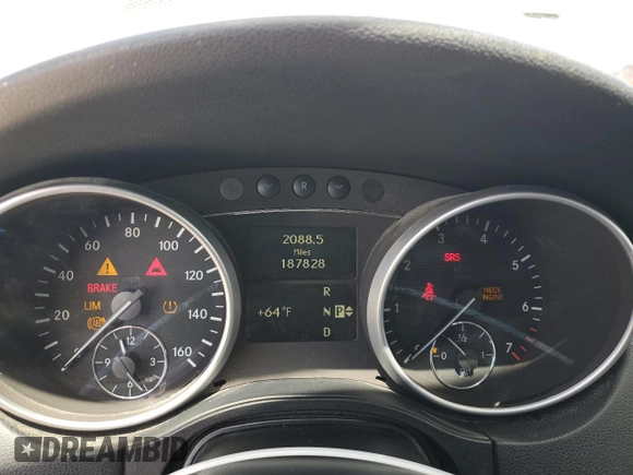 2011 Mercedes-Benz M 350 z VIN 4JGBB8GB3BA737632, wystawiony jako Copart lot #57589175 z przebiegiem 187 828 mil mil oraz Szkoda całkowita • Salvage title. Historia ofert i sprzedaży dostępna na DreamBid. Obrazek 9.