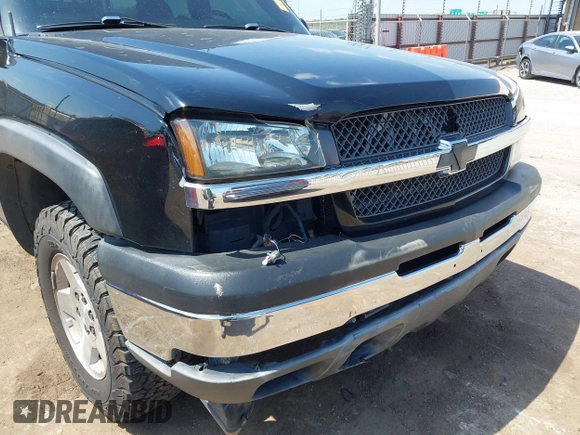 2005 Chevrolet Silverado 1500 Z71 with VIN 1GCEK19B75E244457, listed as a IAAI auction lot 42046621 with 262,519 mi miles and . Bid and sale history available at DreamBid. Image 6.