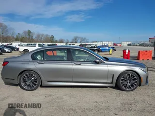 2022 BMW 7 Series 740i with VIN WBA7T2C06NCH23175, listed as a IAAI auction lot 41752367 with 112,979 mi miles and . Bid and sale history available at carsss.com. Image 13.