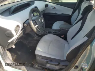 2016 Toyota Prius Two z VIN JTDKBRFU2G3003198, wystawiony jako Copart lot #55325305 z przebiegiem 194 779 mil mil oraz Szkoda całkowita • Salvage title. Historia ofert i sprzedaży dostępna na DreamBid. Obrazek 7.