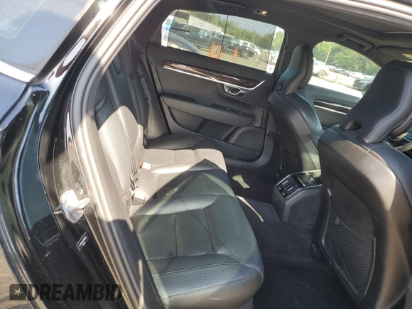 2019 Volvo S90 Momentum with VIN LVY102AK1KP089404, listed as a Copart auction lot 52358915 with 97,691 mi miles and Salvage Title. Bid and sale history available at carsss.com. Image 10.
