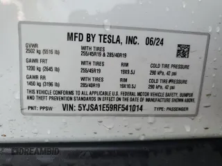 2024 Tesla Model S с VIN 5YJSA1E59RF541014, выставлен на аукционе Copart как лот 86646114 с пробегом 7 404 миль миль и Списание • Salvage title. История ставок и продаж доступна на DreamBid. Изображение 12.