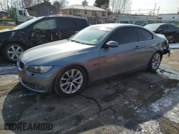 2009 BMW 3 Series 335i xDrive with VIN WBAWC73529E068704, listed as a Copart auction lot 45873805 with 72,303 mi miles and Salvage Title. Bid and sale history available at carsss.com. Image 1.