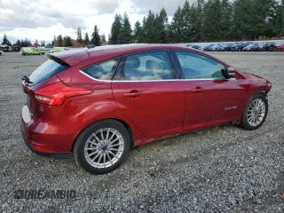 2015 Ford Focus Electric z VIN 1FADP3R40FL249156, wystawiony jako Copart lot #75577633 z przebiegiem 90 617 mil mil oraz . Historia ofert i sprzedaży dostępna na DreamBid. Obrazek 3.
