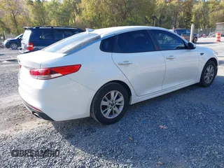 2016 Kia Optima LX with VIN 5XXGT4L31GG114472, listed as a IAAI auction lot 40584787 with 94,087 mi miles. Bid and sale history available at carsss.com. Image 4.