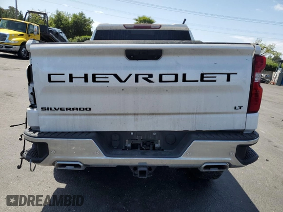 2021 Chevrolet Silverado 1500 LT with VIN 3GCUYDET6MG206476, listed as a Copart auction lot 53552215 with 130,103 mi miles and Salvage Title. Bid and sale history available at carsss.com. Image 6.