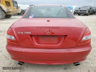 2007 Mercedes-Benz SLK-Class 3.0L with VIN WDBWK54F97F140571, listed as a Copart auction lot 46178715 with 204,397 mi miles and Salvage Title. Bid and sale history available at carsss.com. Image 6.