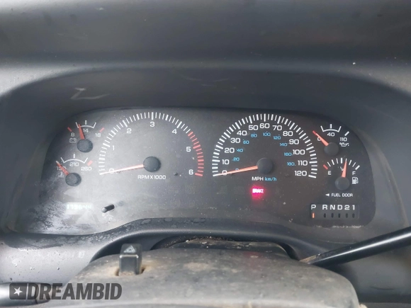 2000 Dodge Ram 2500 with VIN 1B7KF23W0YJ126951, listed as a IAAI auction lot 41802970 with 179,644 mi miles. Bid and sale history available at carsss.com. Image 7.