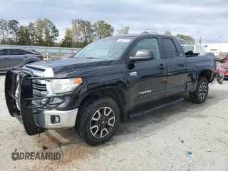 2017 Toyota Tundra SR z VIN 5TFUW5F17HX669785, wystawiony jako Copart lot #73650714 z przebiegiem 77 343 mil mil oraz Nie do naprawy • Non repairable. Historia ofert i sprzedaży dostępna na DreamBid. Obrazek 1.