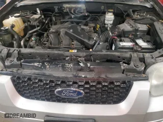 2007 Ford Escape XLT with VIN 1FMCU93197KA92035, listed as a Copart auction lot 47050015 with 246,808 mi miles and Salvage Title. Bid and sale history available at carsss.com. Image 11.