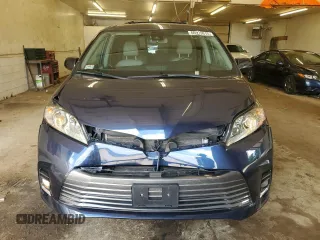 2020 Toyota Sienna XLE with VIN 5TDDZ3DC0LS237585, listed as a Copart auction lot 60913015 with 42,754 mi miles and Salvage title. Bid and sale history available at DreamBid. Image 5.