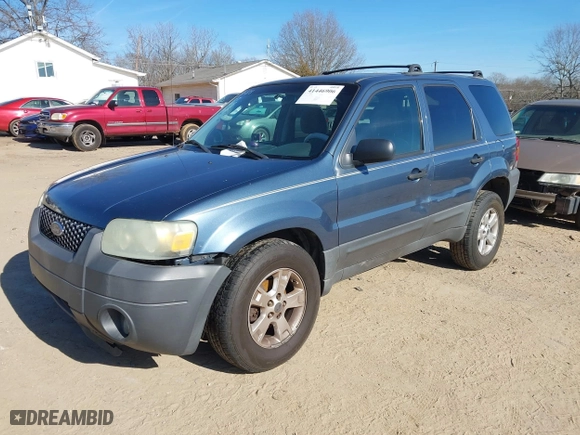 2006 Ford Escape XLT with VIN 1FMYU031X6KA03489, listed as a IAAI auction lot 41446906 with 1 mi miles. Bid and sale history available at carsss.com. Image 2.