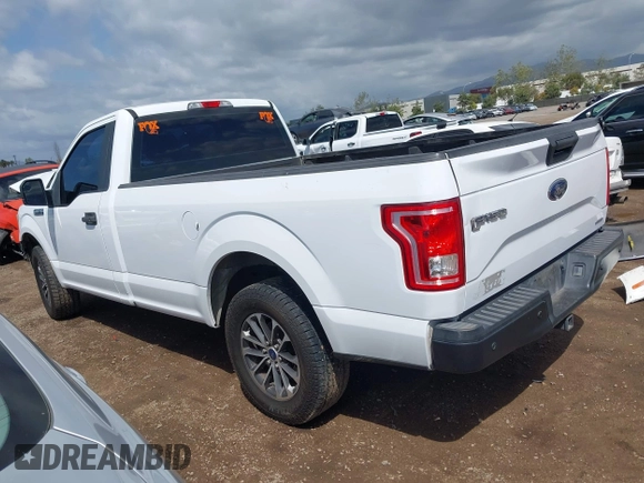 2016 Ford F-150 XL with VIN 1FTMF1C89GKD96872, listed as a IAAI auction lot 41952031 with 232,392 mi miles. Bid and sale history available at carsss.com. Image 3.