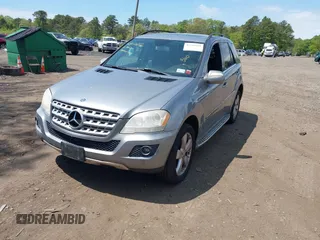 2010 Mercedes-Benz M 350 with VIN 4JGBB8GBXAA575061, listed as a IAAI auction lot 42212656 with 194,718 mi miles and . Bid and sale history available at DreamBid. Image 2.