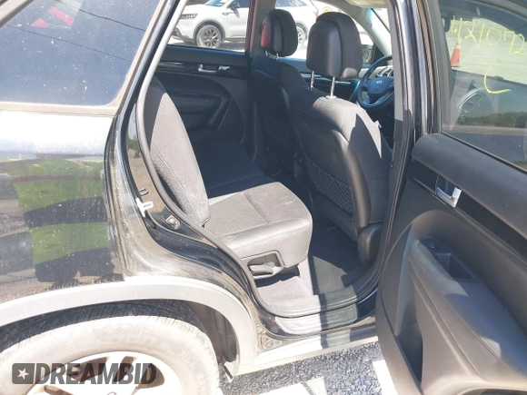 2014 Kia Sorento LX with VIN 5XYKT3A64EG508333, listed as a IAAI auction lot 42107255 with 150,600 mi miles. Bid and sale history available at carsss.com. Image 8.
