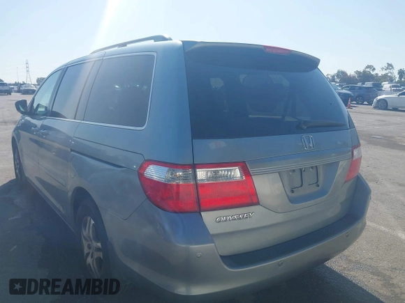 2006 Honda Odyssey EX-L with VIN 5FNRL38696B028639, listed as a IAAI auction lot 41967563 with 125,951 mi miles. Bid and sale history available at carsss.com. Image 3.