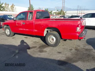 1998 Dodge Dakota with VIN 1B7FL22P5WS569446, listed as a IAAI auction lot 40906924 with 225,507 mi miles. Bid and sale history available at carsss.com. Image 3.