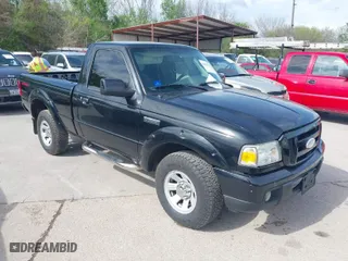 2006 Ford Ranger XL with VIN 1FTYR10U56PA24392, listed as a IAAI auction lot 41893531 with 1 mi miles. Bid and sale history available at carsss.com. Image 1.