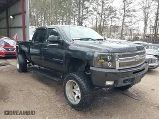 2009 Chevrolet Silverado 1500 LTZ with VIN 3GCEK33309G212297, listed as a IAAI auction lot 41716572 with 158,451 mi miles. Bid and sale history available at carsss.com. Image 1.