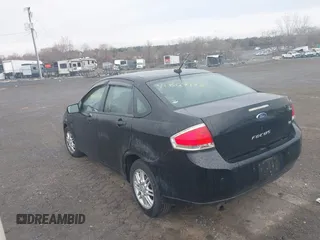 2009 Ford Focus SE with VIN 1FAHP35N39W139379, listed as a IAAI auction lot 41867140 with 234,817 mi miles. Bid and sale history available at carsss.com. Image 3.