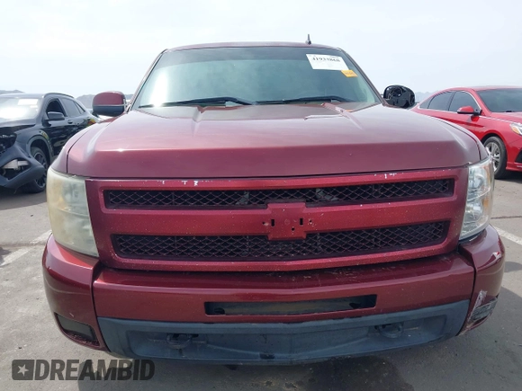 2009 Chevrolet Silverado 1500 with VIN 1GCEC39Y49Z189445, listed as a IAAI auction lot 41933868 with 209,596 mi miles and . Bid and sale history available at DreamBid. Image 12.