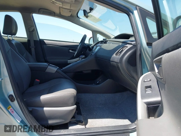 2014 Toyota Prius with VIN JTDKN3DP4E3055544, listed as a IAAI auction lot 42553870 with 94,335 mi miles and . Bid and sale history available at DreamBid. Image 5.