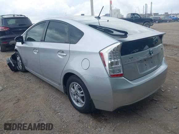 2010 Toyota Prius II z VIN JTDKN3DUXA0231563, wystawiony jako IAAI lot #42257975 z przebiegiem 198 000 mil mil oraz . Historia ofert i sprzedaży dostępna na DreamBid. Obrazek 3.