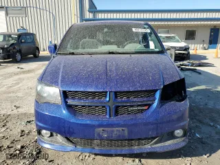 2018 Dodge Grand Caravan GT with VIN 2C4RDGEG5JR349897, listed as a Copart auction lot 49212745 with 101,257 mi miles and Salvage Title. Bid and sale history available at carsss.com. Image 5.