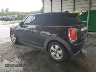 2015 MINI Hardtop z VIN WMWXM5C58F3A59800, wystawiony jako Copart lot #58853635 z przebiegiem 89 388 mil mil oraz Szkoda całkowita • Salvage title. Historia ofert i sprzedaży dostępna na DreamBid. Obrazek 2.