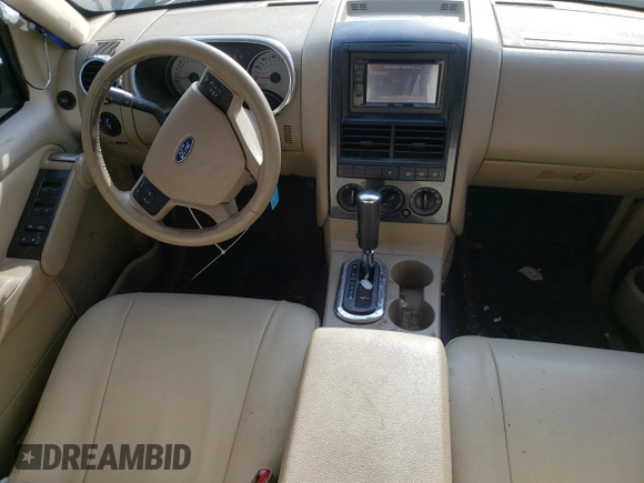 2008 Ford Explorer Sport Trac XLT z VIN 1FMEU51E08UA00131, wystawiony jako Copart lot #54473085 z przebiegiem 97 040 mil mil oraz Szkoda całkowita • Salvage title. Historia ofert i sprzedaży dostępna na DreamBid. Obrazek 8.