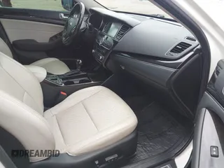 2016 Kia Cadenza Premium z VIN KNALN4D73G5209529, wystawiony jako IAAI lot #42239194 z przebiegiem 95 760 mil mil oraz . Historia ofert i sprzedaży dostępna na DreamBid. Obrazek 5.
