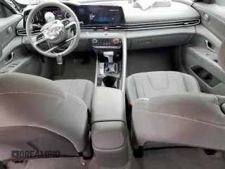 2023 Hyundai Elantra SEL with VIN 5NPLS4AG1PH119733, listed as a Copart auction lot 45302185 with 28,438 mi miles and Salvage Title. Bid and sale history available at DreamBid. Image 8.