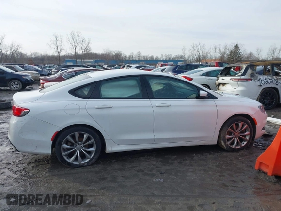 2016 Chrysler 200 S with VIN 1C3CCCBG4GN109871, listed as a IAAI auction lot 41666592 with 1 mi miles. Bid and sale history available at carsss.com. Image 12.