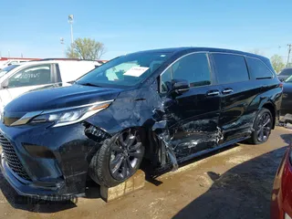 2021 Toyota Sienna XSE with VIN 5TDXRKEC3MS029904, listed as a IAAI auction lot 42084875 with 46,136 mi miles and . Bid and sale history available at DreamBid. Image 6.