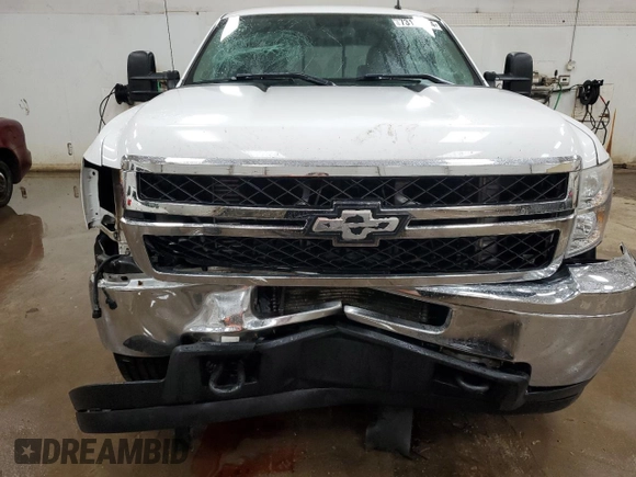 2011 Chevrolet Silverado 3500HD SRW LT with VIN 1GC4K0C83BF112949, listed as a Copart auction lot 73117074 with 88,658 mi miles and Clean Title. Bid and sale history available at carsss.com. Image 5.