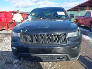 2019 Jeep Grand Cherokee Upland with VIN 1C4RJFAGXKC537978, listed as a IAAI auction lot 41181275 with 83,269 mi miles. Bid and sale history available at carsss.com. Image 13.